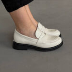 Лофери шкіряні молочні